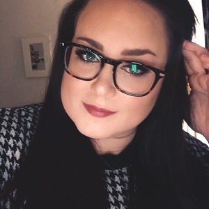 Meet your Posher, Kristin